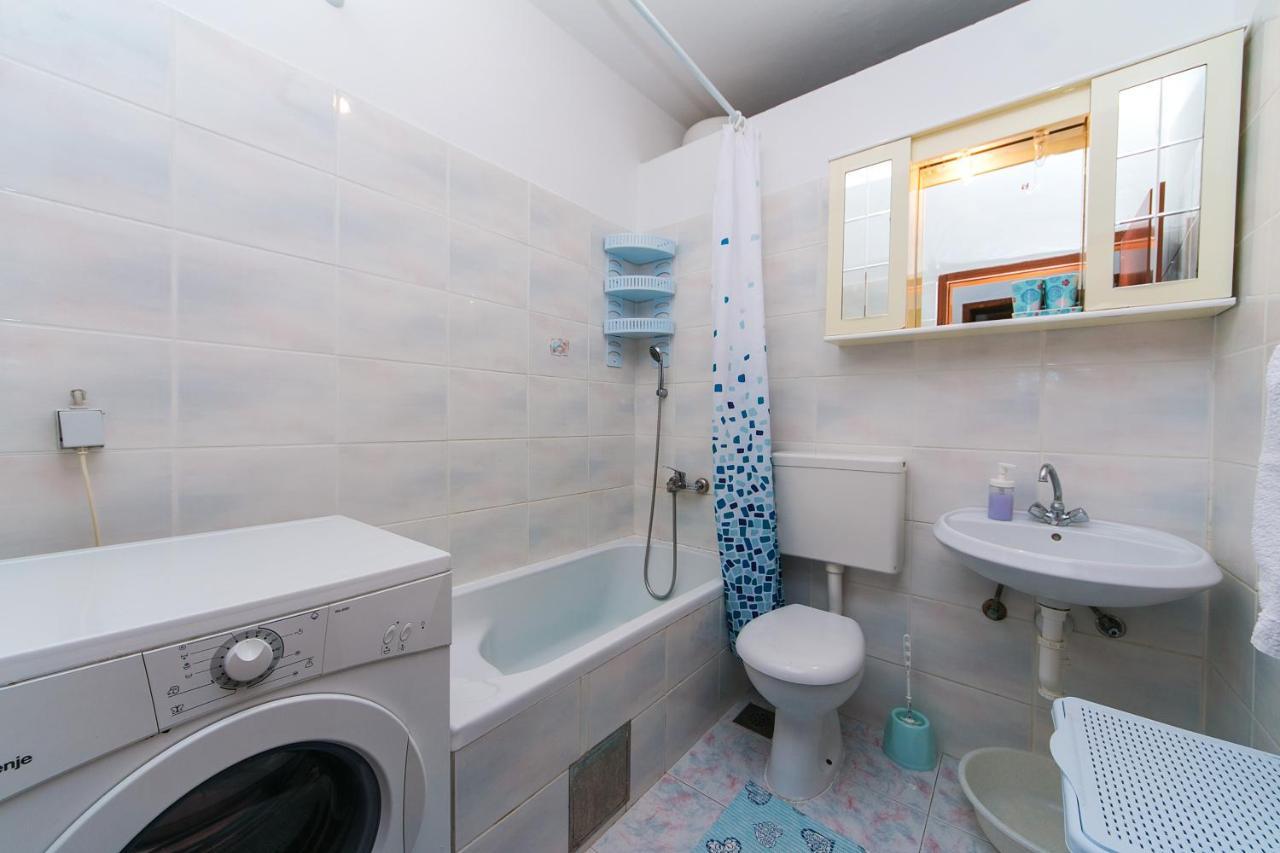 Apartments By The Sea Podaca, Makarska - 13974 מראה חיצוני תמונה